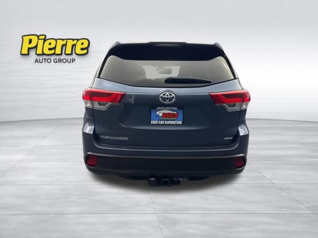 Used 2019 Toyota Highlander LE