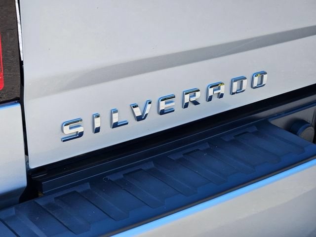 2018 Chevrolet Silverado 1500 Custom - Photo 13