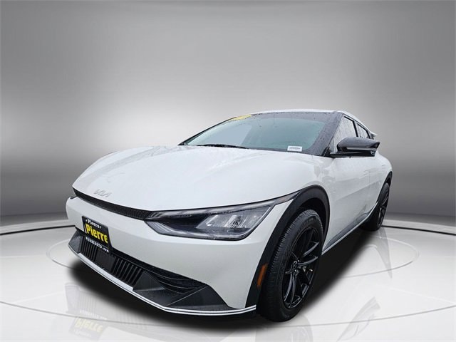 2024 Kia EV6 Light L/R's photo