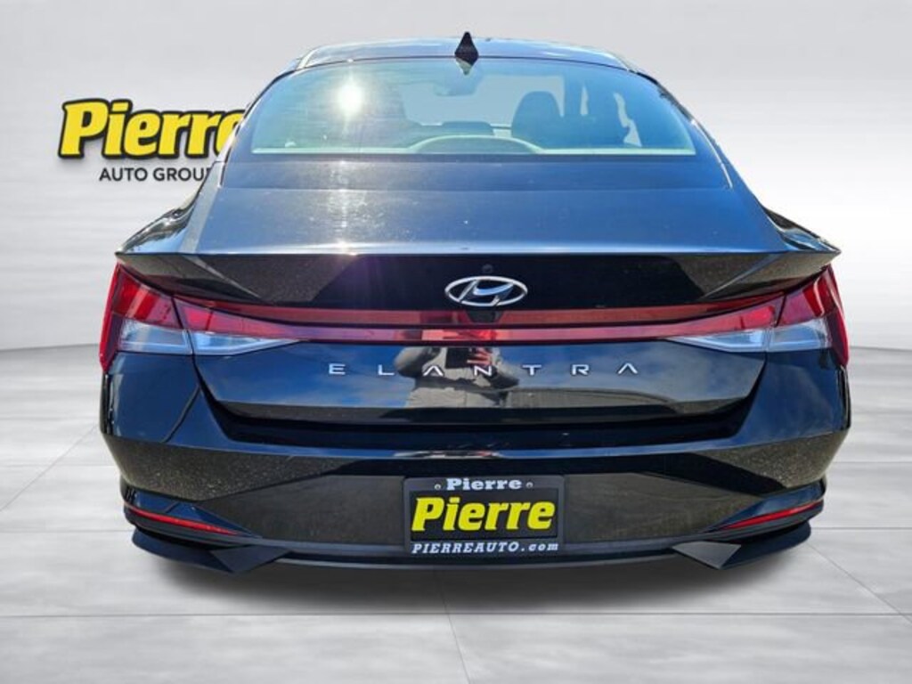 Used 2023 Hyundai Elantra SEL