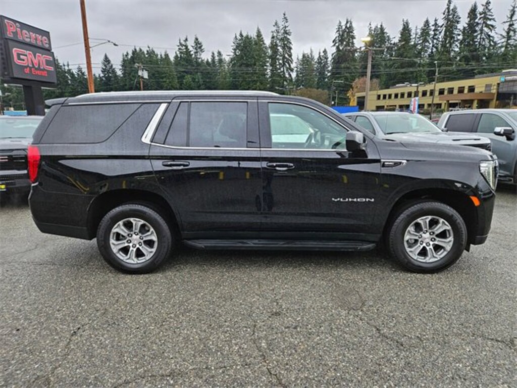 Used 2024 GMC Yukon SLE SUV