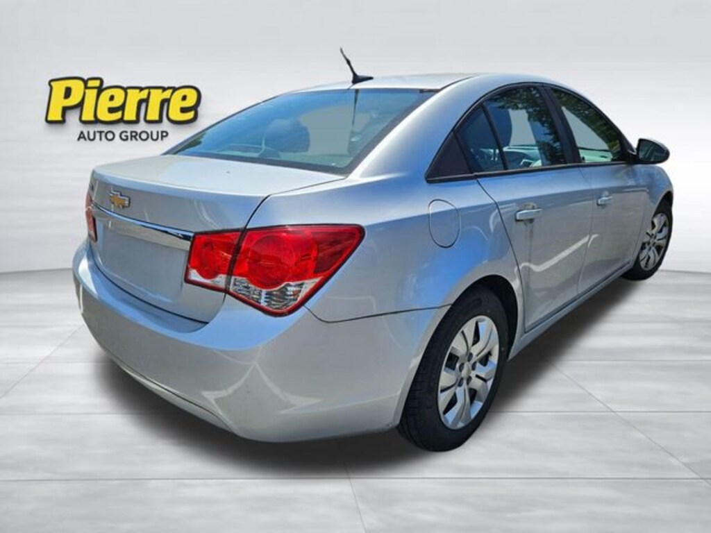 Used 2014 Chevrolet Cruze LS Car