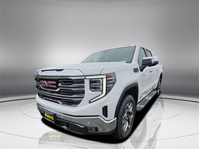 2025 GMC Sierra 1500 SLT's photo