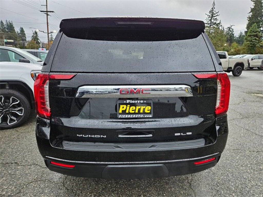 Used 2024 GMC Yukon SLE SUV