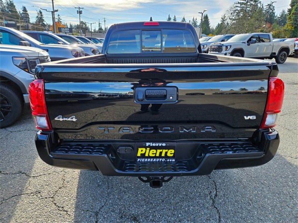 Used 2022 Toyota Tacoma 4WD SR