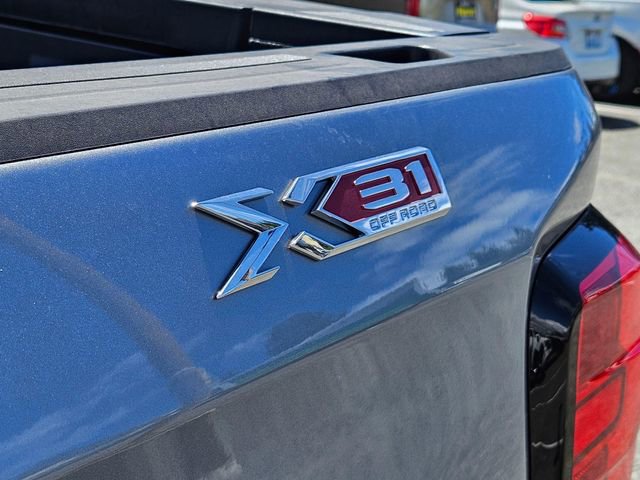 2026 GMC Sierra 1500 SLT - Photo 11