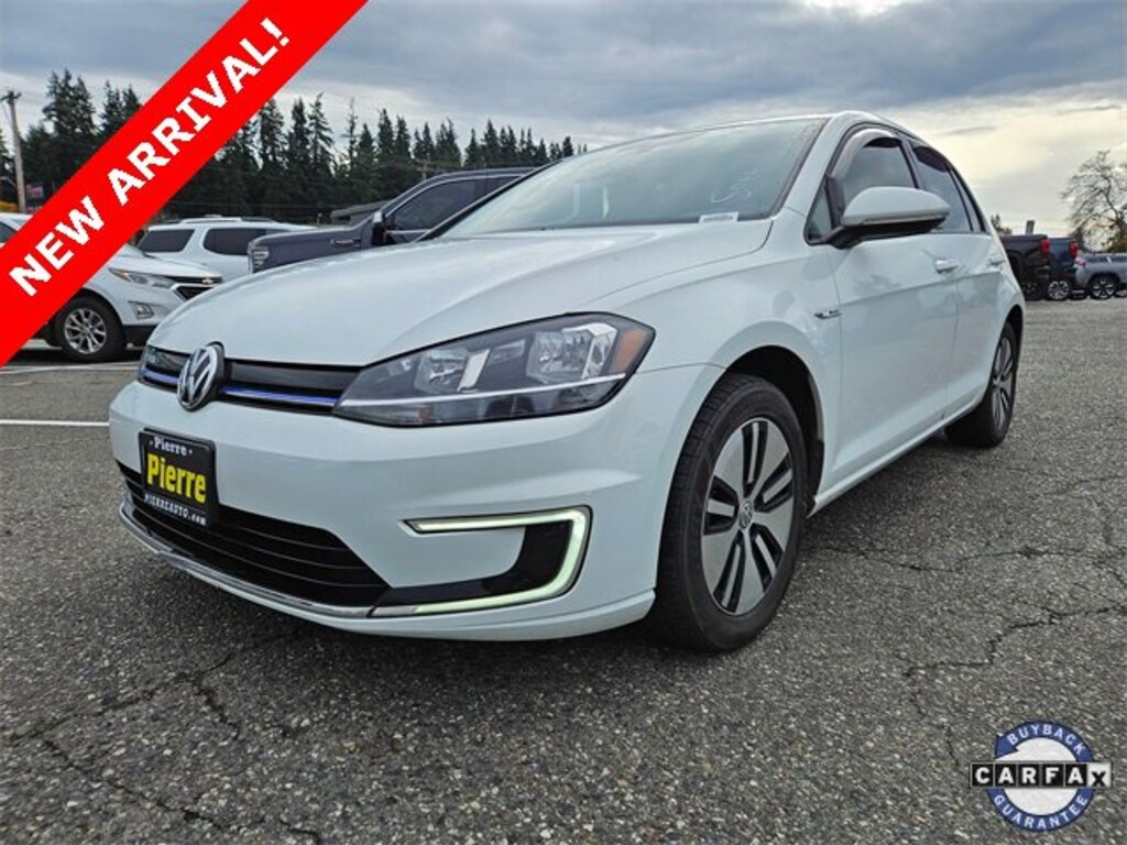 Used 2017 Volkswagen e-Golf SE