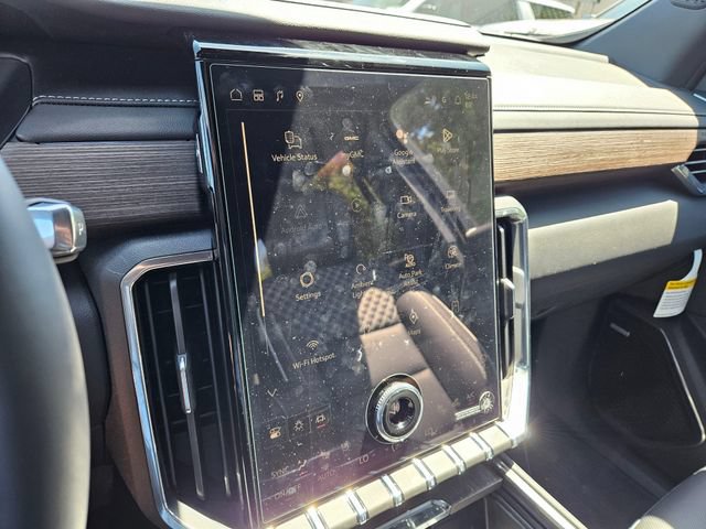 2026 GMC Acadia Denali - Photo 27