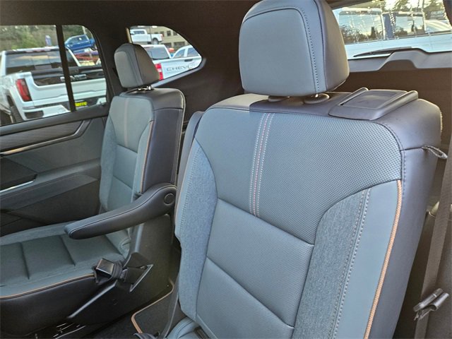 2026 GMC Acadia AT4 - Photo 16