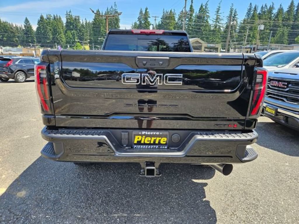New 2026 GMC Sierra 2500 HD AT4 Truck