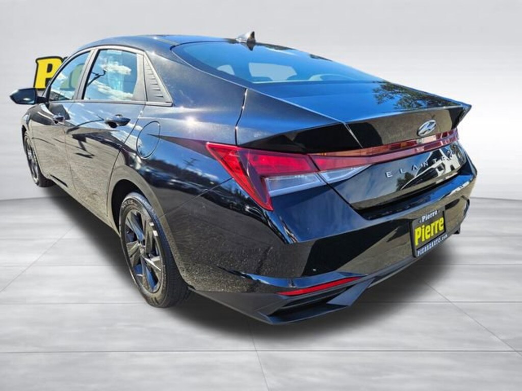 Used 2023 Hyundai Elantra SEL