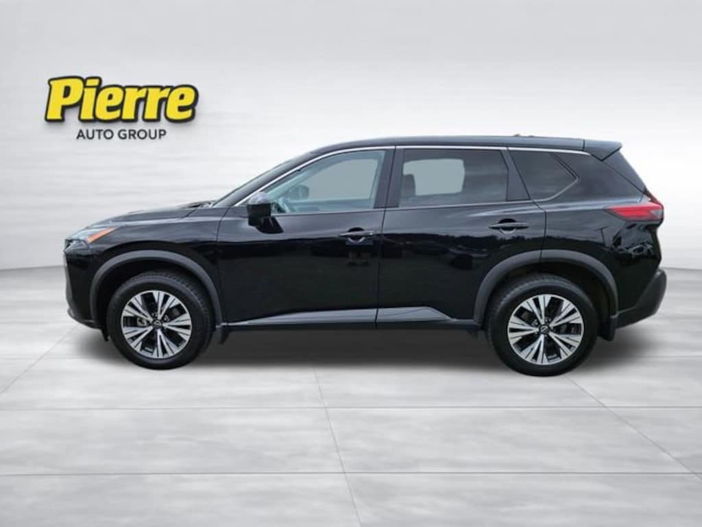 Used 2023 Nissan Rogue SV