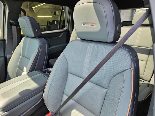 2026 GMC Acadia AT4 - Photo 21