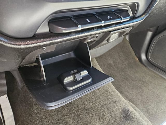 2018 Chevrolet Silverado 1500 Custom - Photo 34