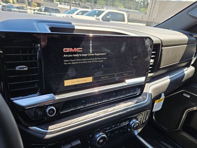 2026 GMC Sierra 1500 SLT - Photo 28