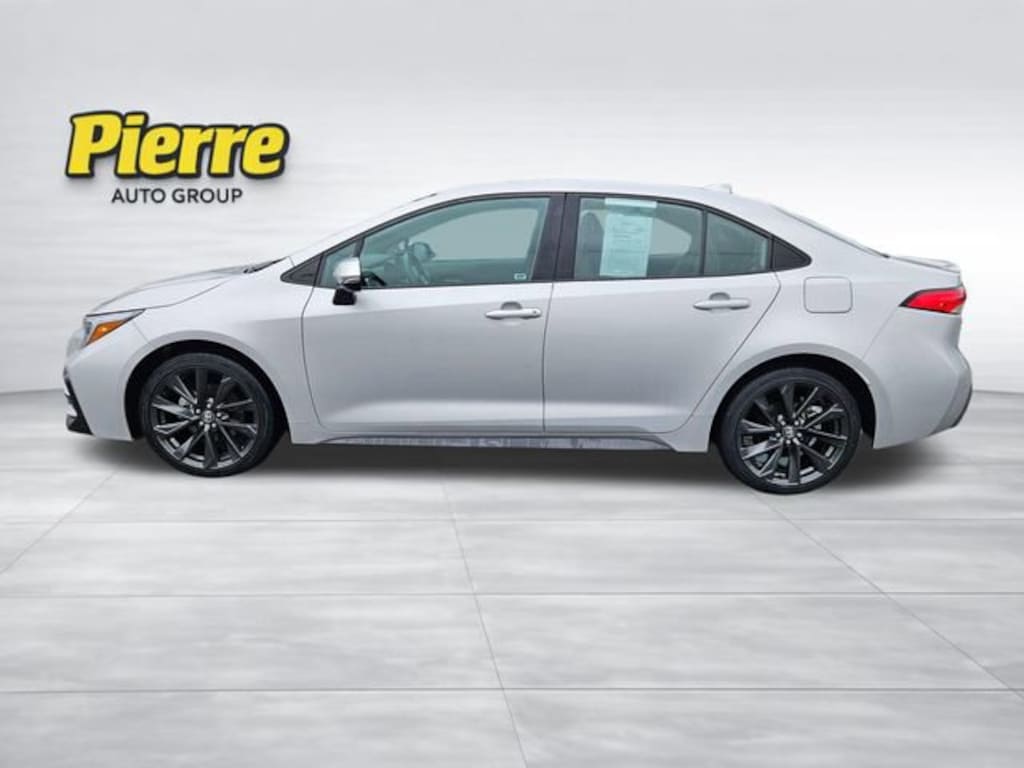 Used 2024 Toyota Corolla SE