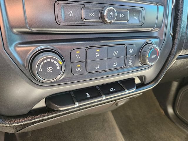 2018 Chevrolet Silverado 1500 Custom - Photo 29