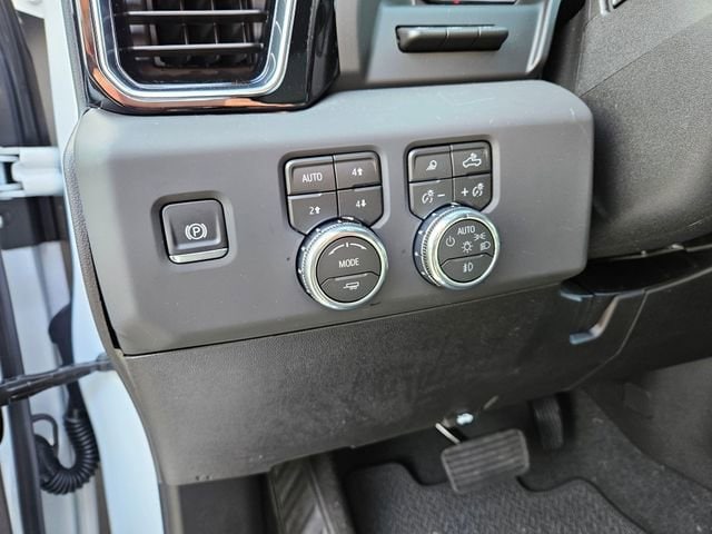 2026 GMC Sierra 3500HD Denali - Photo 22
