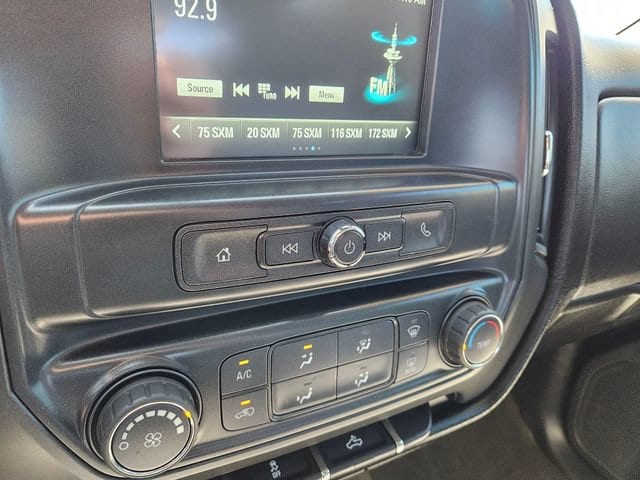 2018 Chevrolet Silverado 1500 Custom - Photo 28