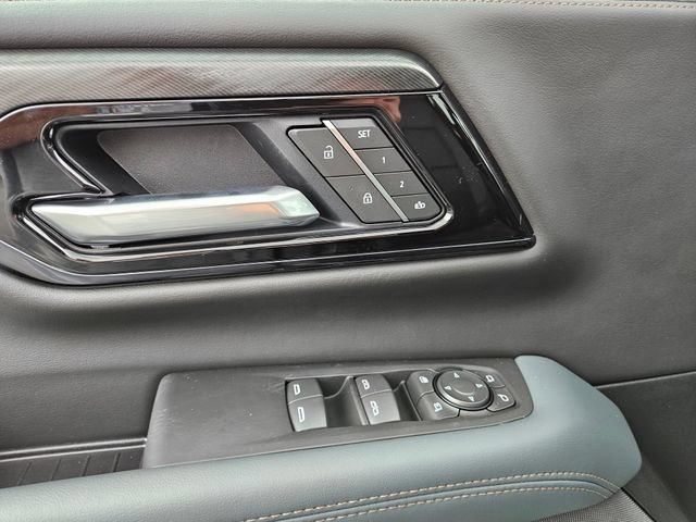 2026 GMC Yukon AT4 - Photo 27