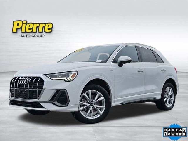 2025 Audi Q3 45 TFSI S Line Premium quattro's photo