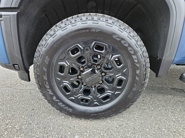 2026 GMC Sierra 3500HD Denali - Photo 8