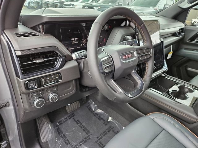 2026 GMC Yukon AT4 - Photo 25
