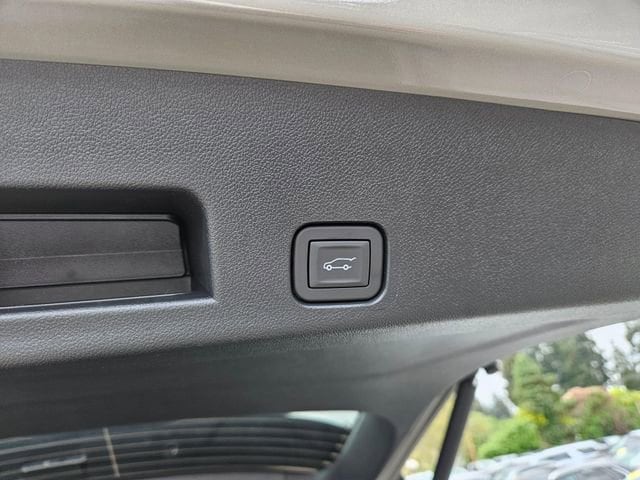 2026 GMC Acadia AT4 - Photo 13