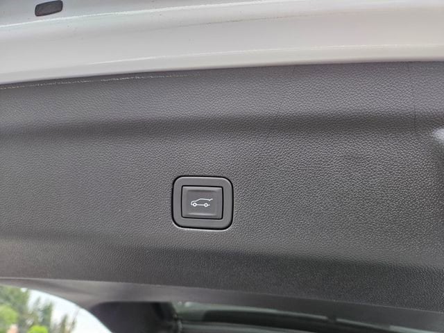 2026 GMC Yukon Elevation - Photo 14