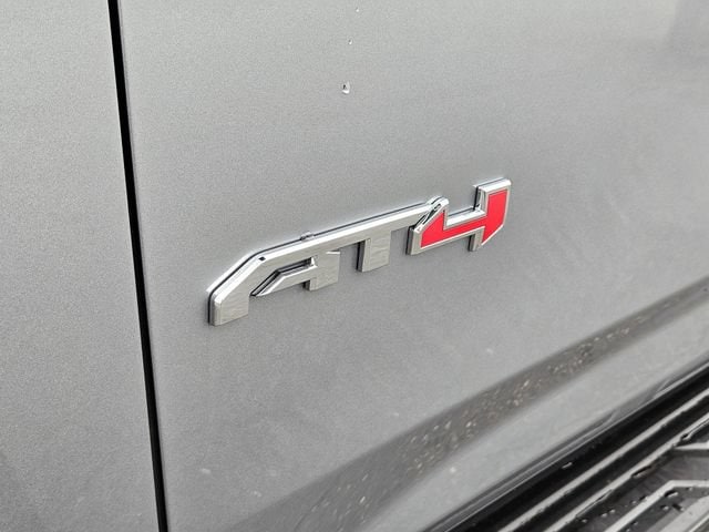 2026 GMC Yukon AT4 - Photo 12