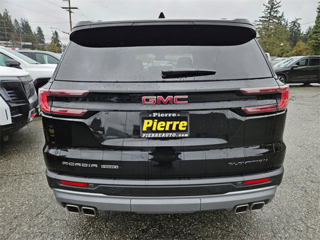 Used 2025 GMC Acadia Elevation SUV