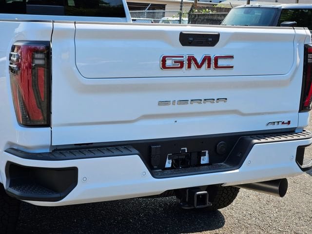 2026 GMC Sierra 3500HD AT4 - Photo 11