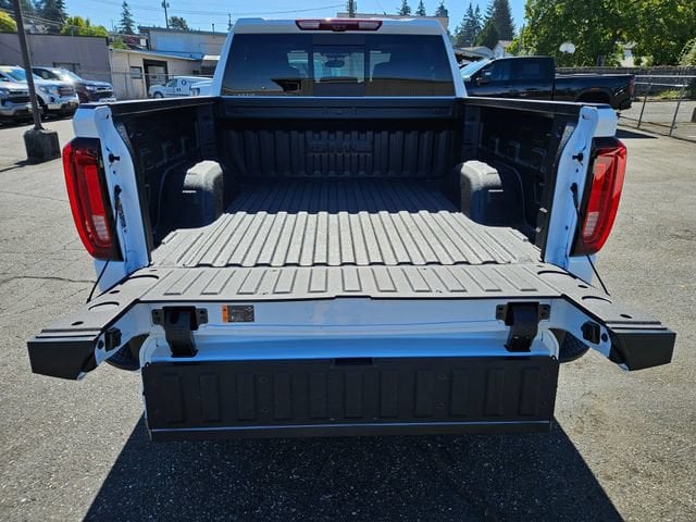 2026 GMC Sierra 1500 AT4 - Photo 14