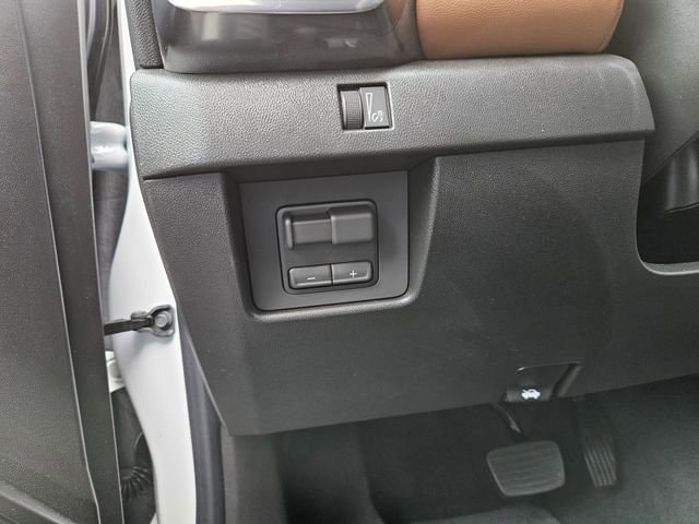 2026 GMC Canyon AT4 - Photo 4