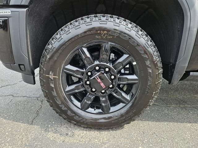 2026 GMC Sierra 2500HD AT4 - Photo 8
