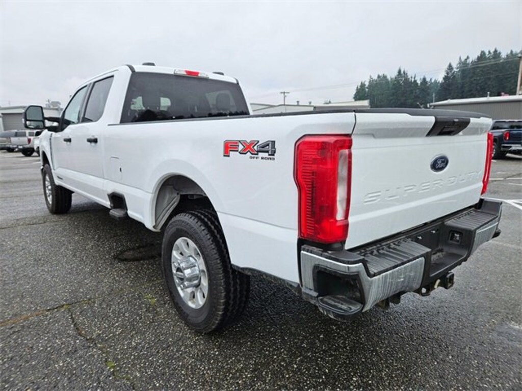 Used 2023 Ford Super Duty F-350 SRW XLT