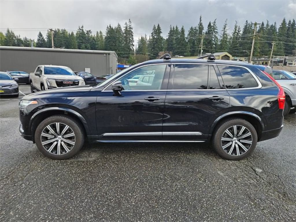 Used 2023 Volvo XC90 Plus