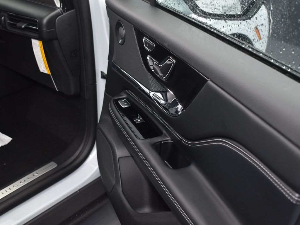 2026 Lincoln Corsair Grand Touring - Photo 17