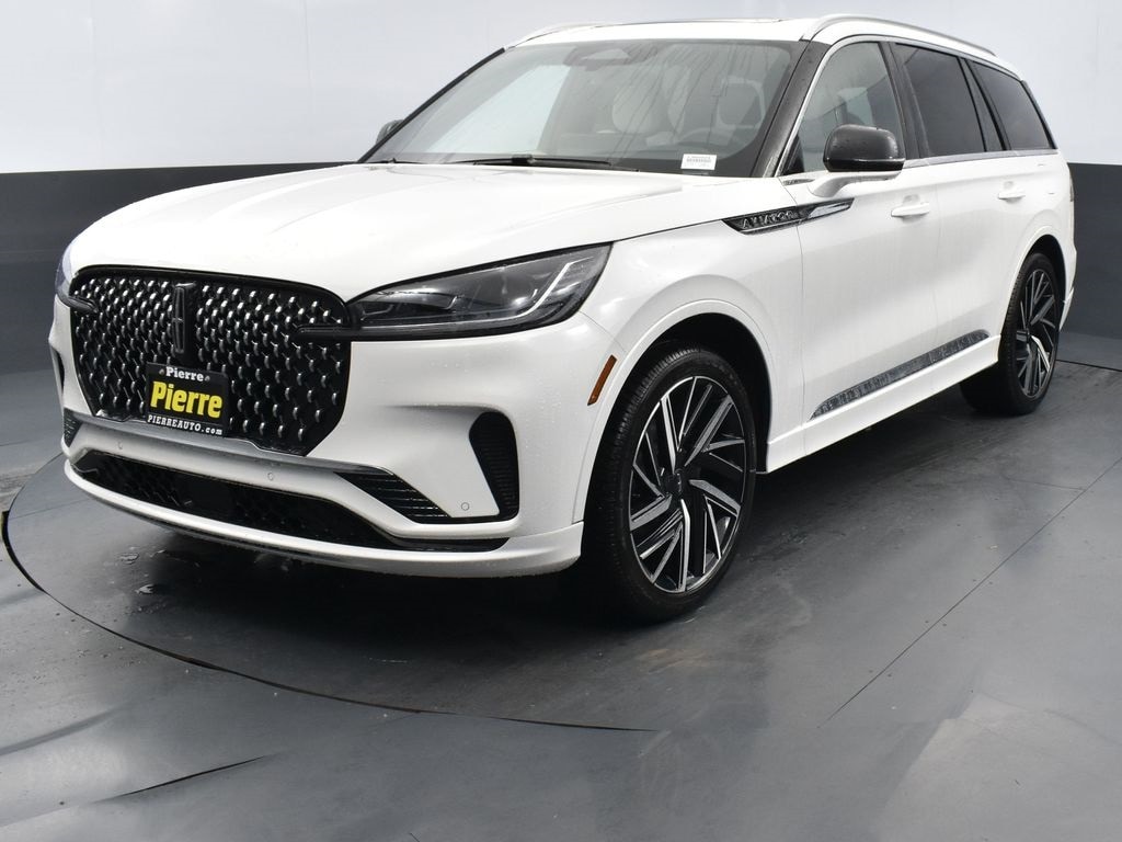 2026 Lincoln Aviator Black Label's photo