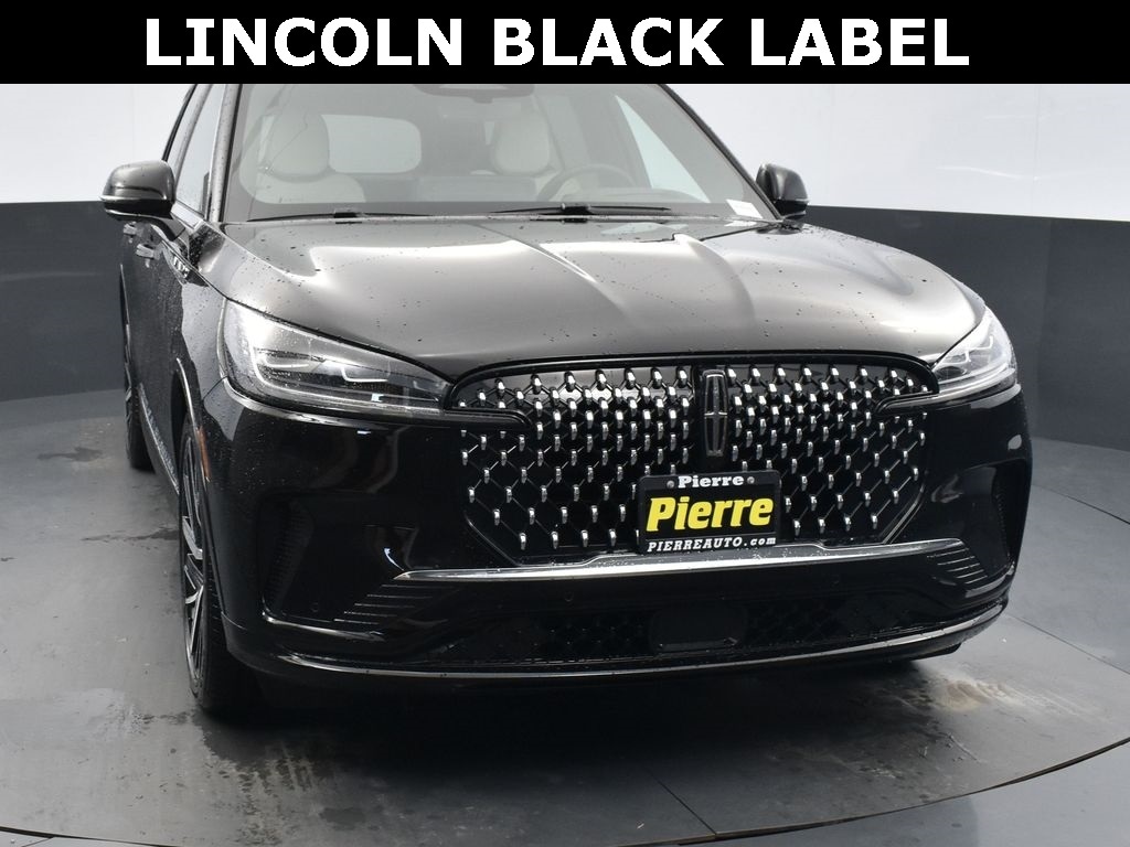 2026 Lincoln Aviator Black Label's photo
