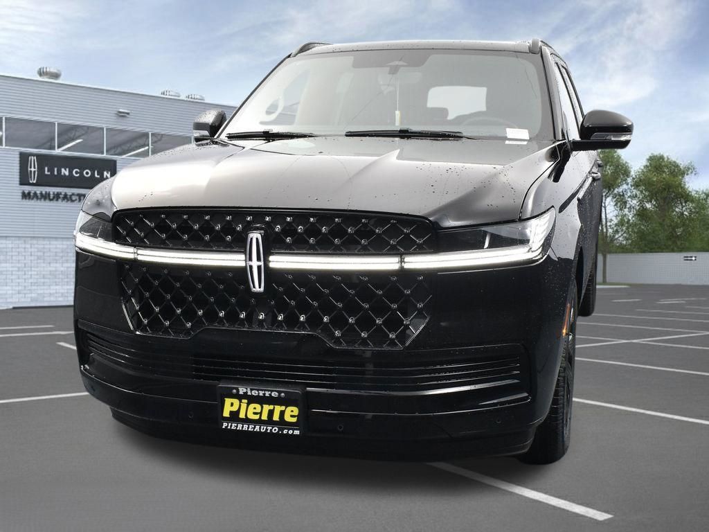 2026 Lincoln Navigator Reserve 4WD's photo