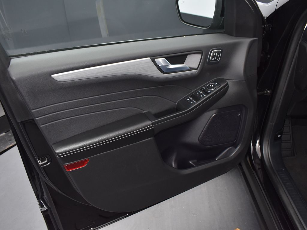2024 Ford Escape Platinum - Photo 8