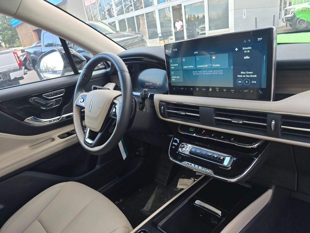 2025 Lincoln Corsair Grand Touring - Photo 10