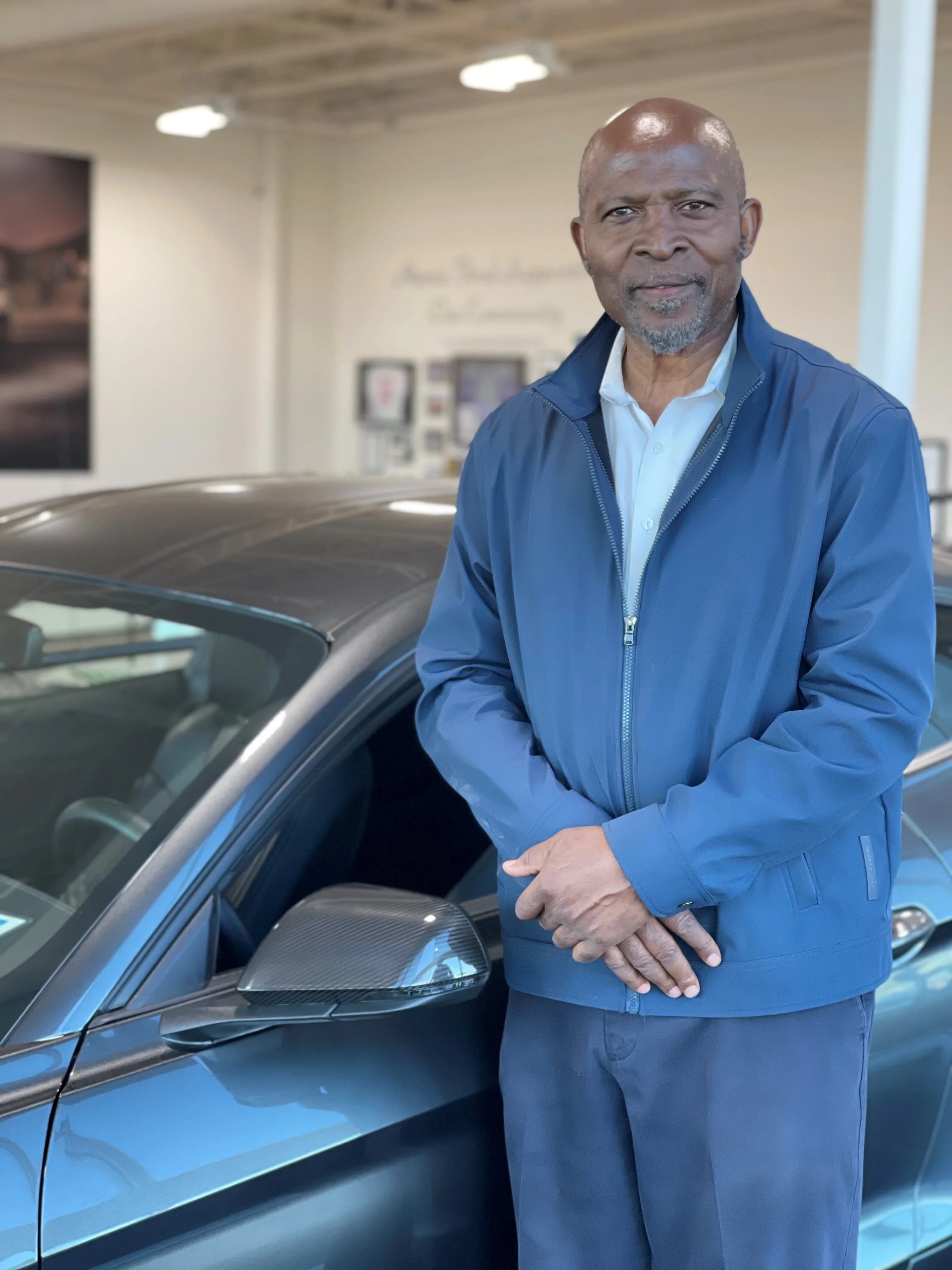 Staff member David Wright from ID_04113f