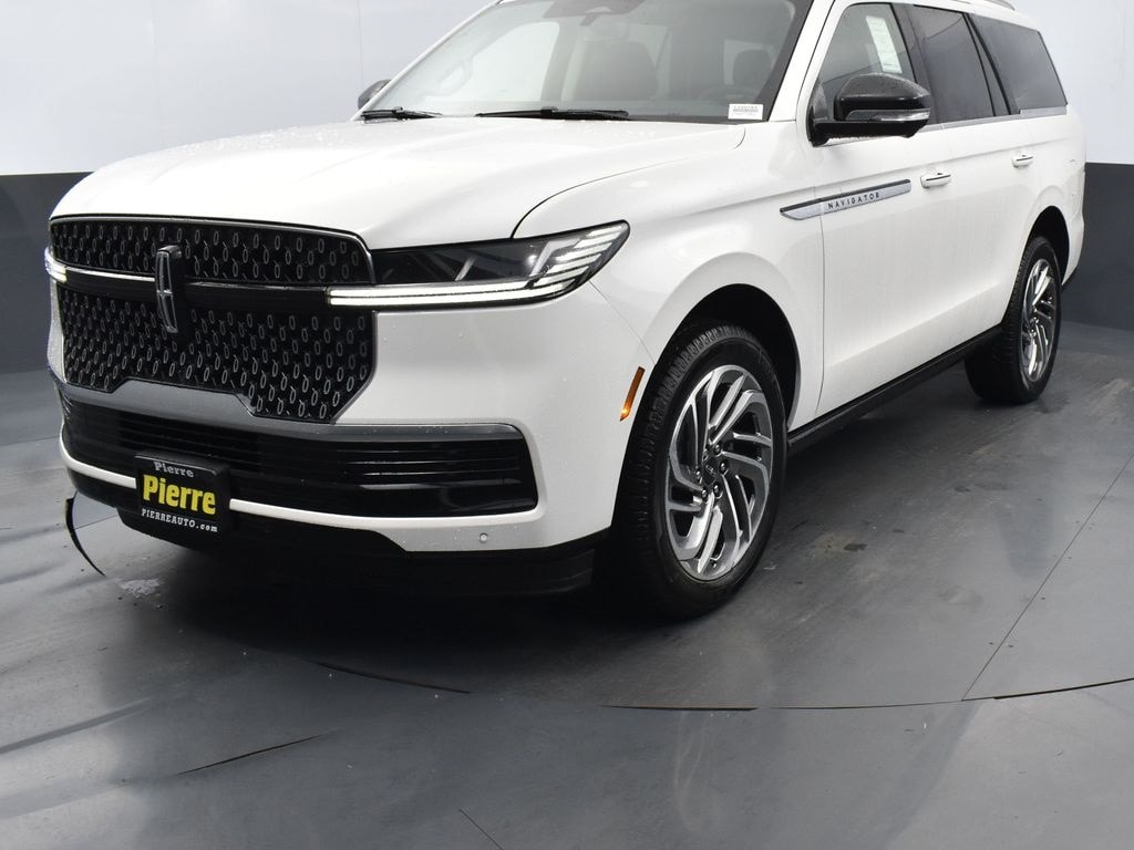 2025 Lincoln Navigator Reserve's photo
