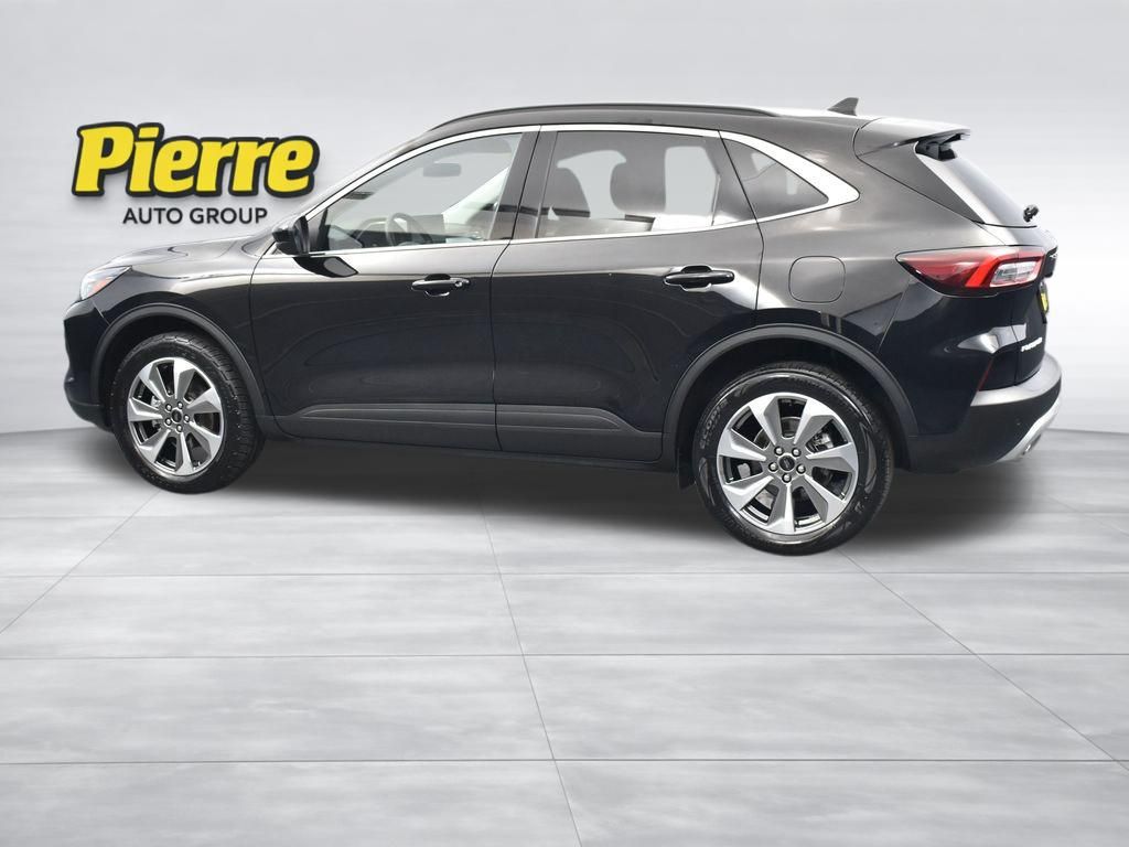 2024 Ford Escape Platinum - Photo 2