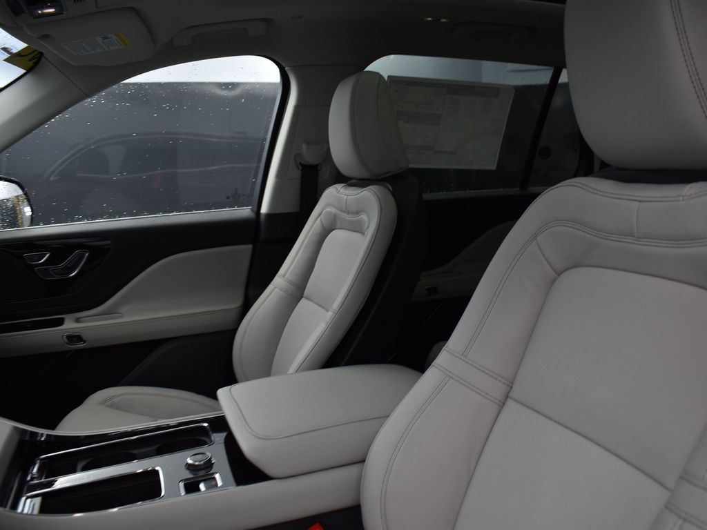 2025 Lincoln Aviator Reserve - Photo 14