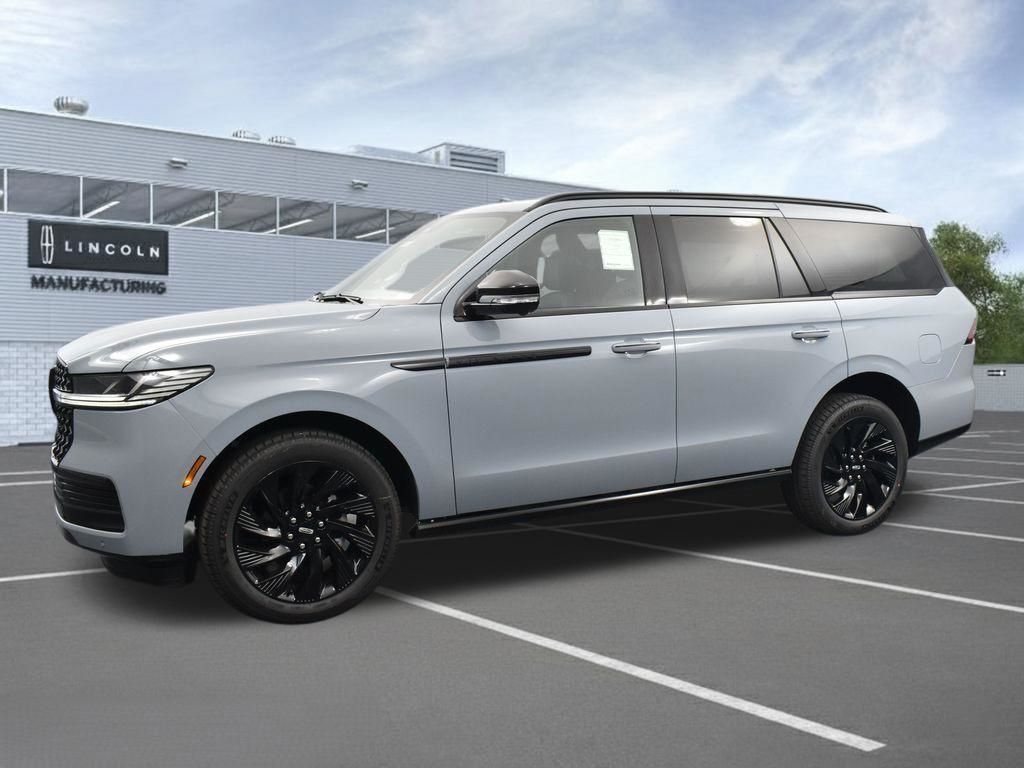 2026 Lincoln Navigator Reserve 4WD's photo
