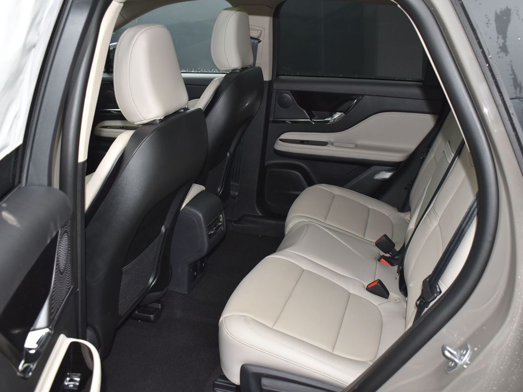 2025 Lincoln Corsair Grand Touring - Photo 11