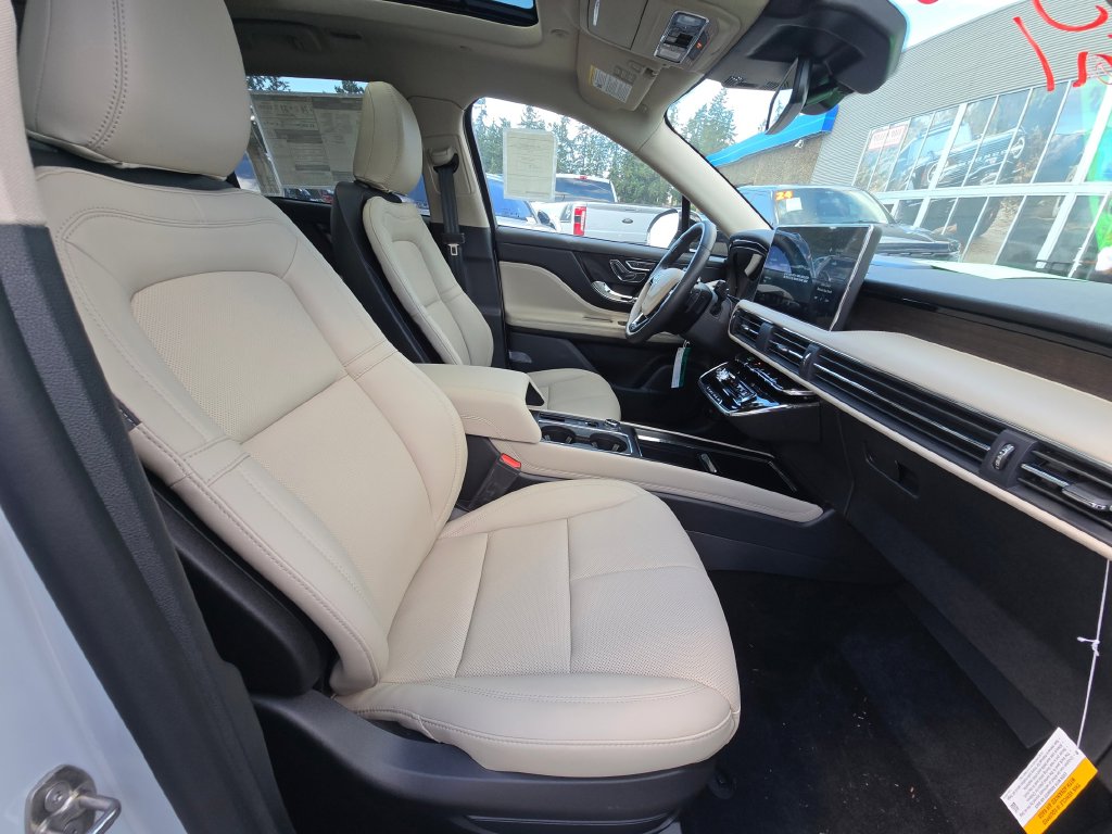 2025 Lincoln Corsair Grand Touring - Photo 11